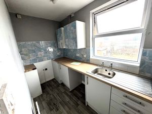 Photo 8- click for photo gallery